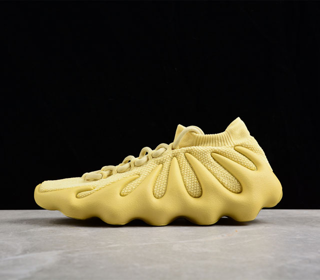 Adidas Originals Yeezy 450 枯叶黄 硫化物 黄色椰子450系列跑鞋 货号 HP5426 尺码 36 36.5 37 38 38.5