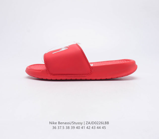 斯图西联名款Stussy x Nike Benassi 拖鞋 一字拖男女凉拖鞋沙滩鞋 一直广受青睐的Nike S编码 ZAJD0226LBB