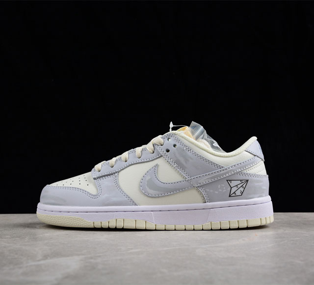 Nike SB Zoom Dunk Low 板鞋 系列经典百搭休闲运动板鞋货号 NB2206 218 尺码 36 36.5 37.5 38 38.5 39 4