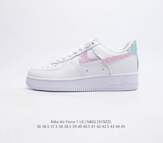 耐克 Nike Air Force 1 07 Lxx 空军一号 Af1 男女子运动鞋复古篮球鞋 巧妙结合复古美学和新潮魅力 旨在致敬 40 年来风靡世界的元年